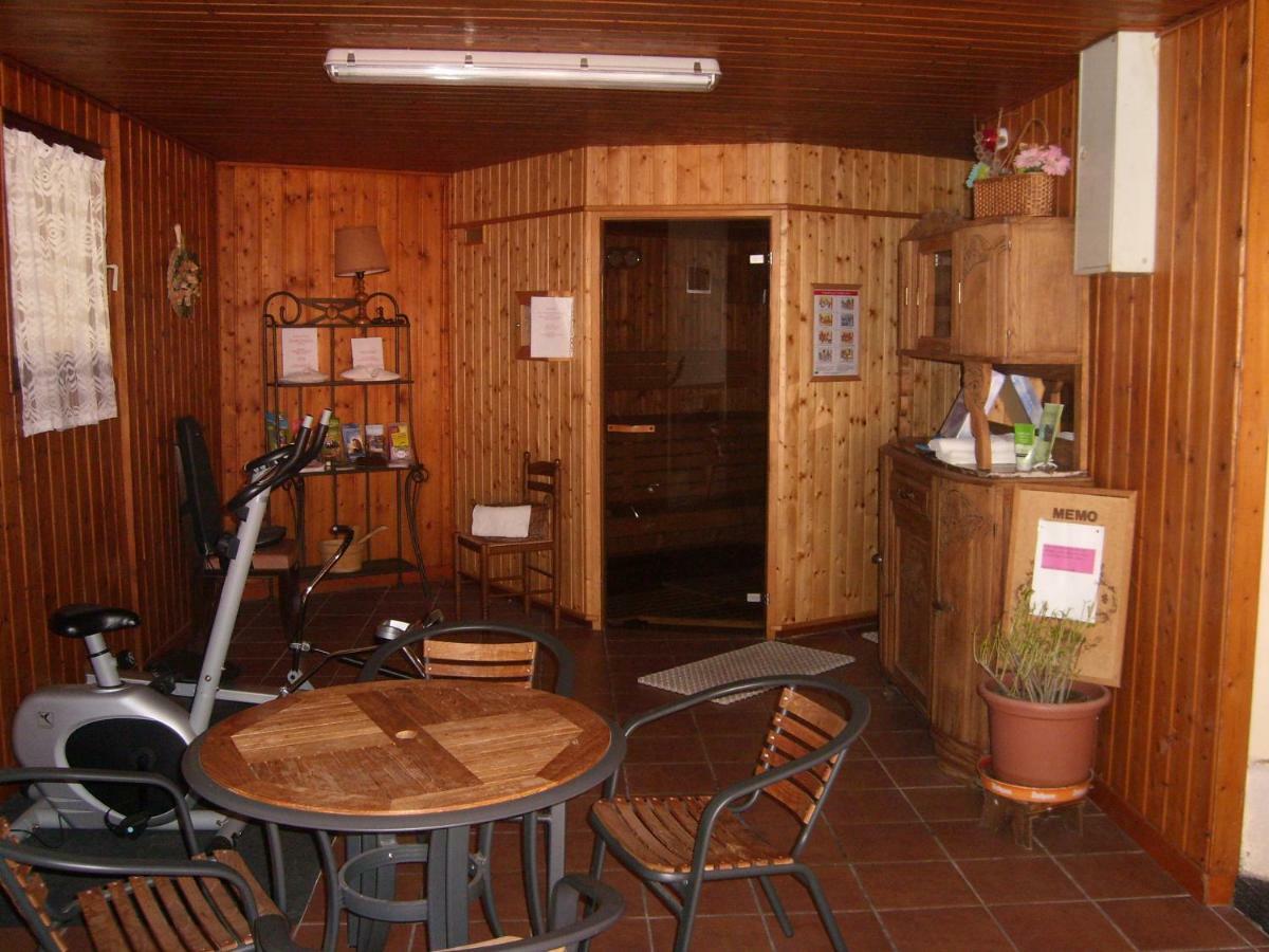 Hotel Restaurant Home Des Hautes Vosges La Bresse Bagian luar foto